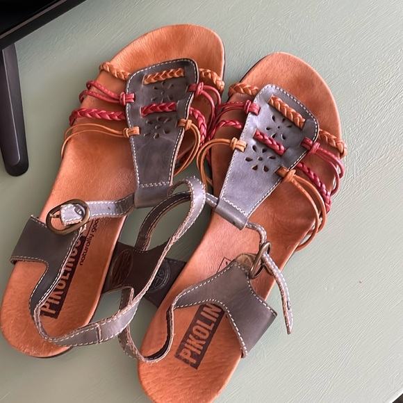Pikolinos sandals - Picture 1 of 4